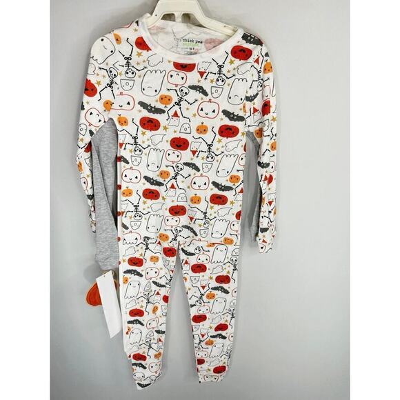 Chick Pea 4 Pieces Halloween Pajamas Set 4T NWT - Picture 8 of 14